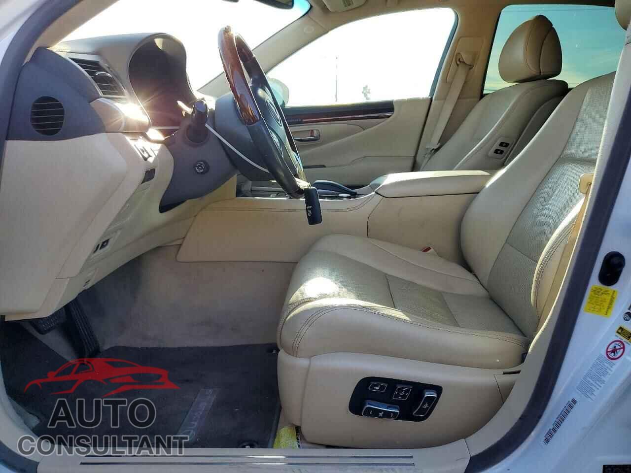 LEXUS LS460 2014 - JTHGL1EF8E5051246