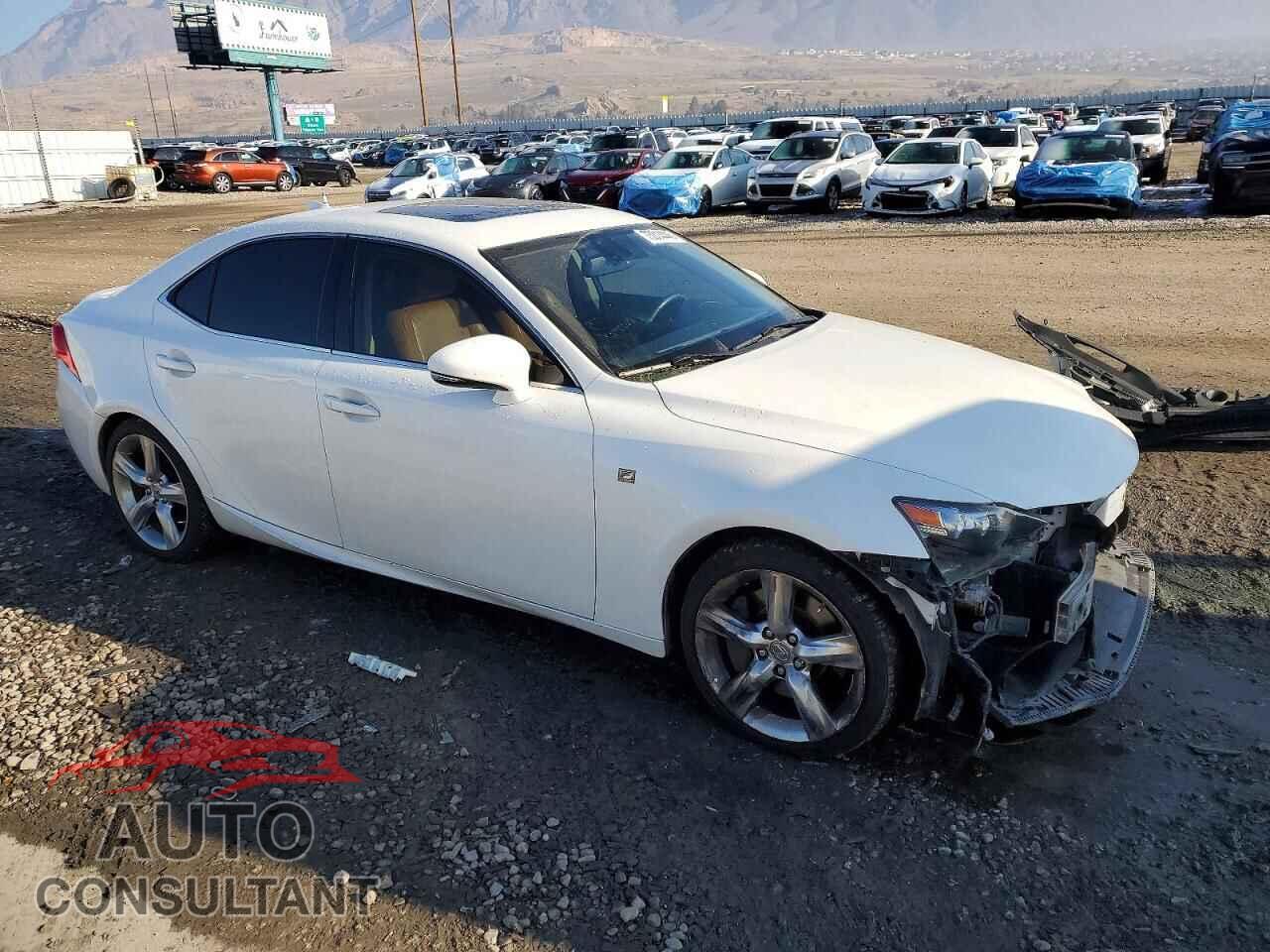 LEXUS IS 2014 - JTHCE1D25E5002254