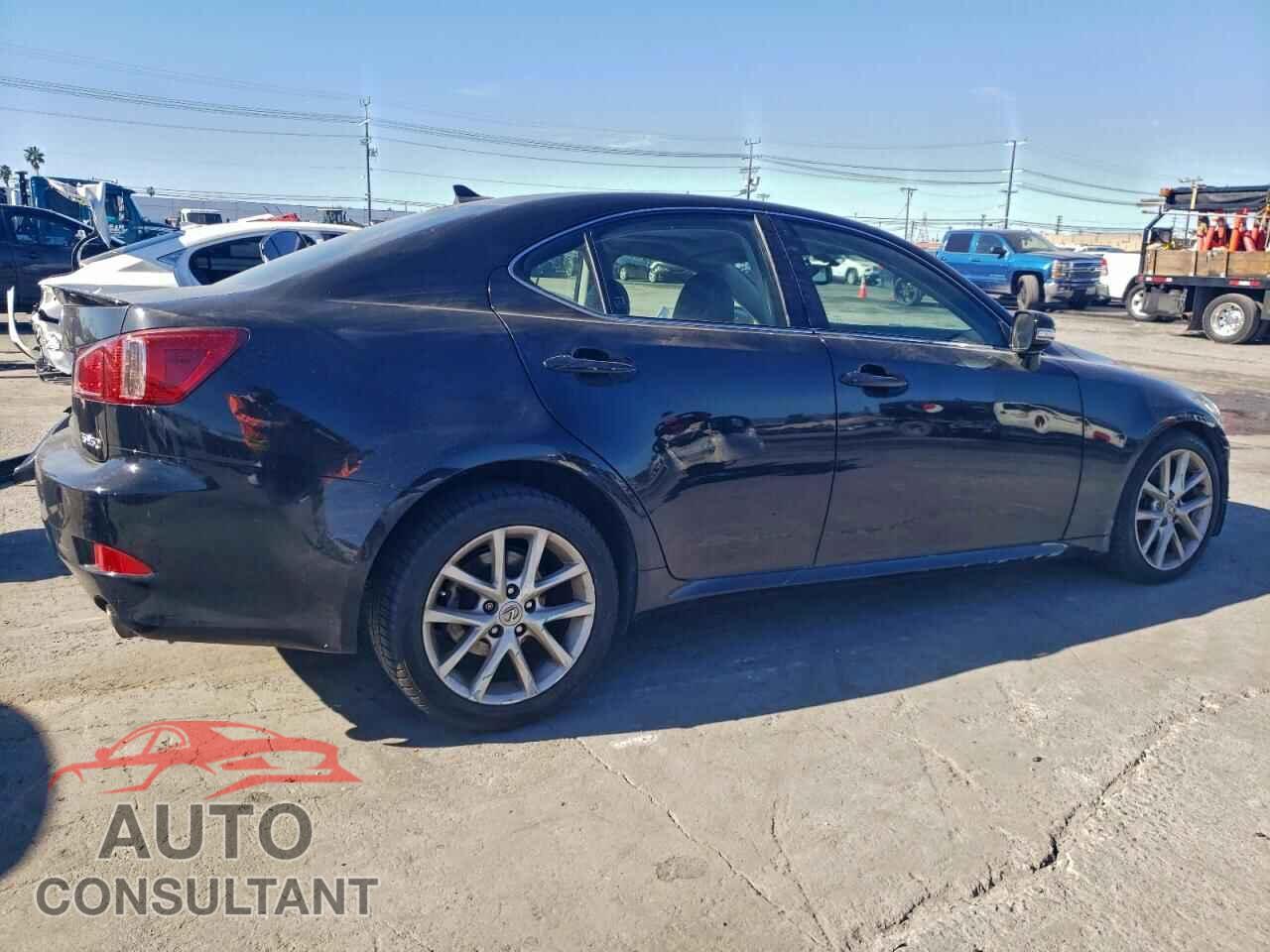 LEXUS IS 2012 - JTHBF5C25C5184715