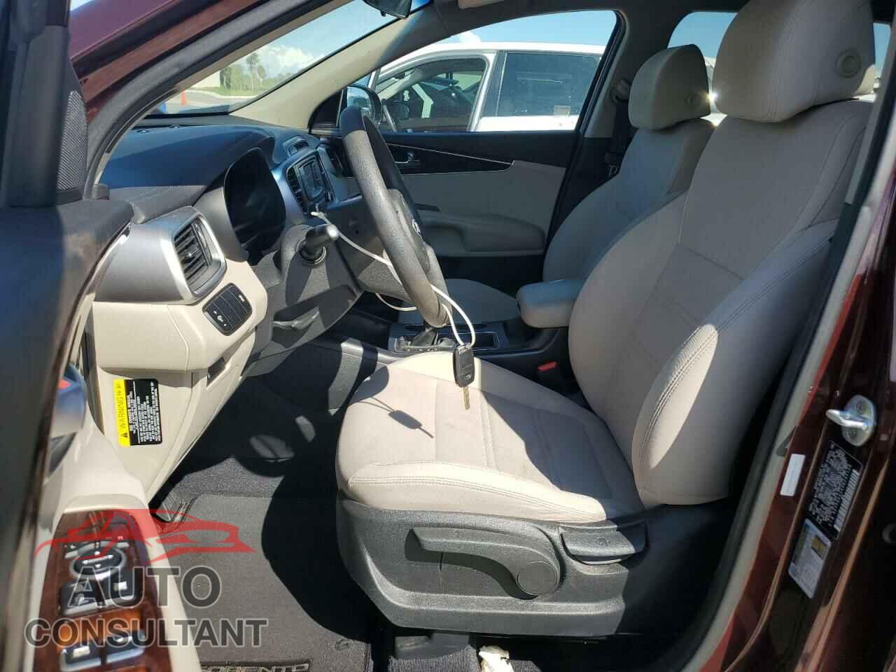KIA SORENTO 2017 - 5XYPG4A54HG202129