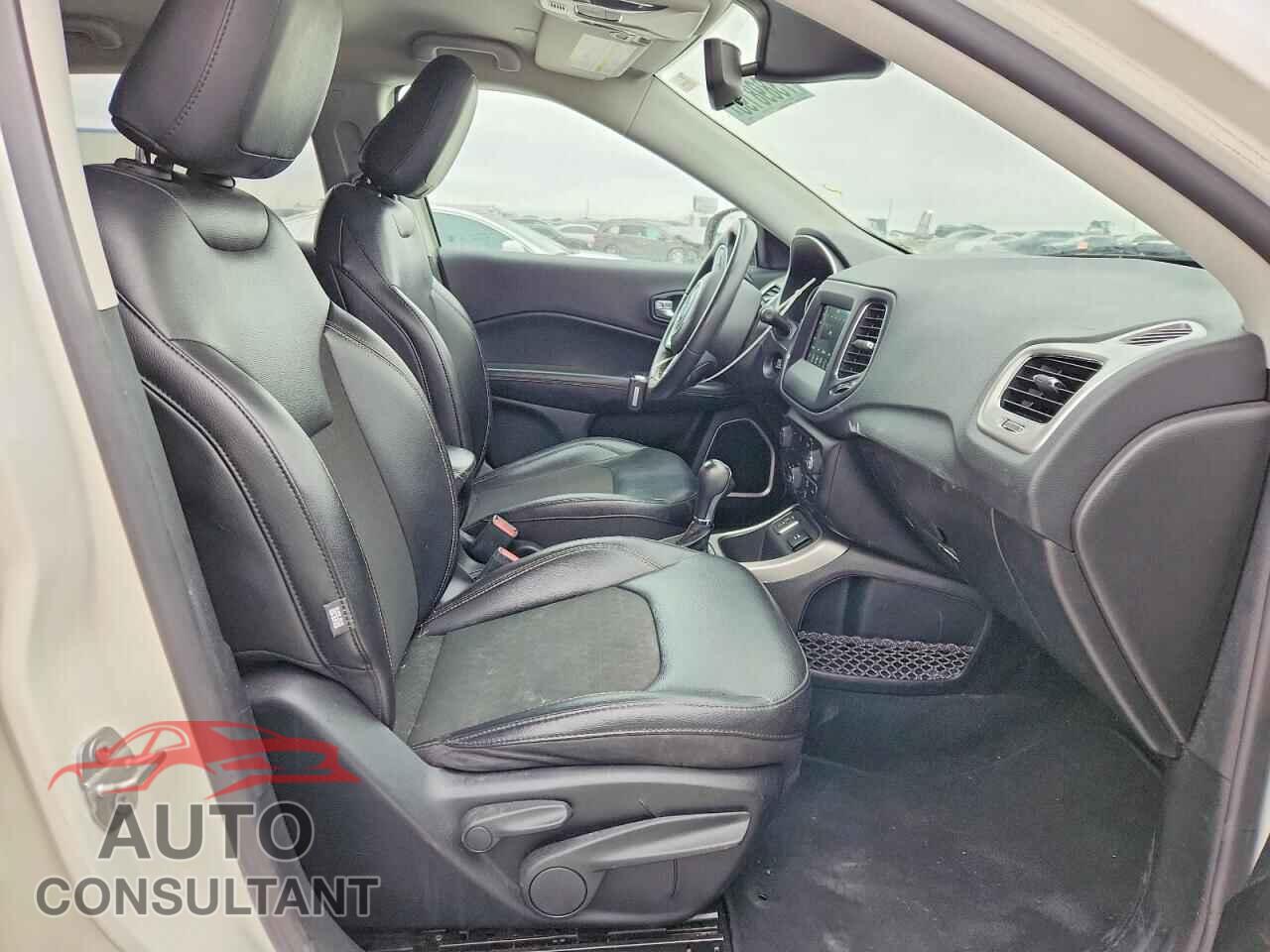 JEEP COMPASS 2021 - 3C4NJCBB3MT588567