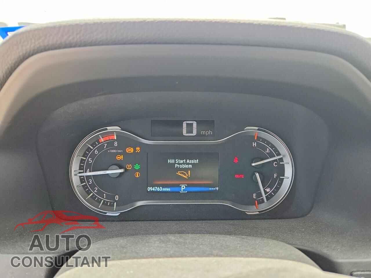 HONDA PILOT 2017 - 5FNYF5H35HB036776