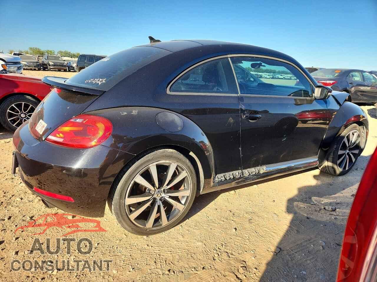 VOLKSWAGEN BEETLE 2012 - 3VWVA7AT8CM649242