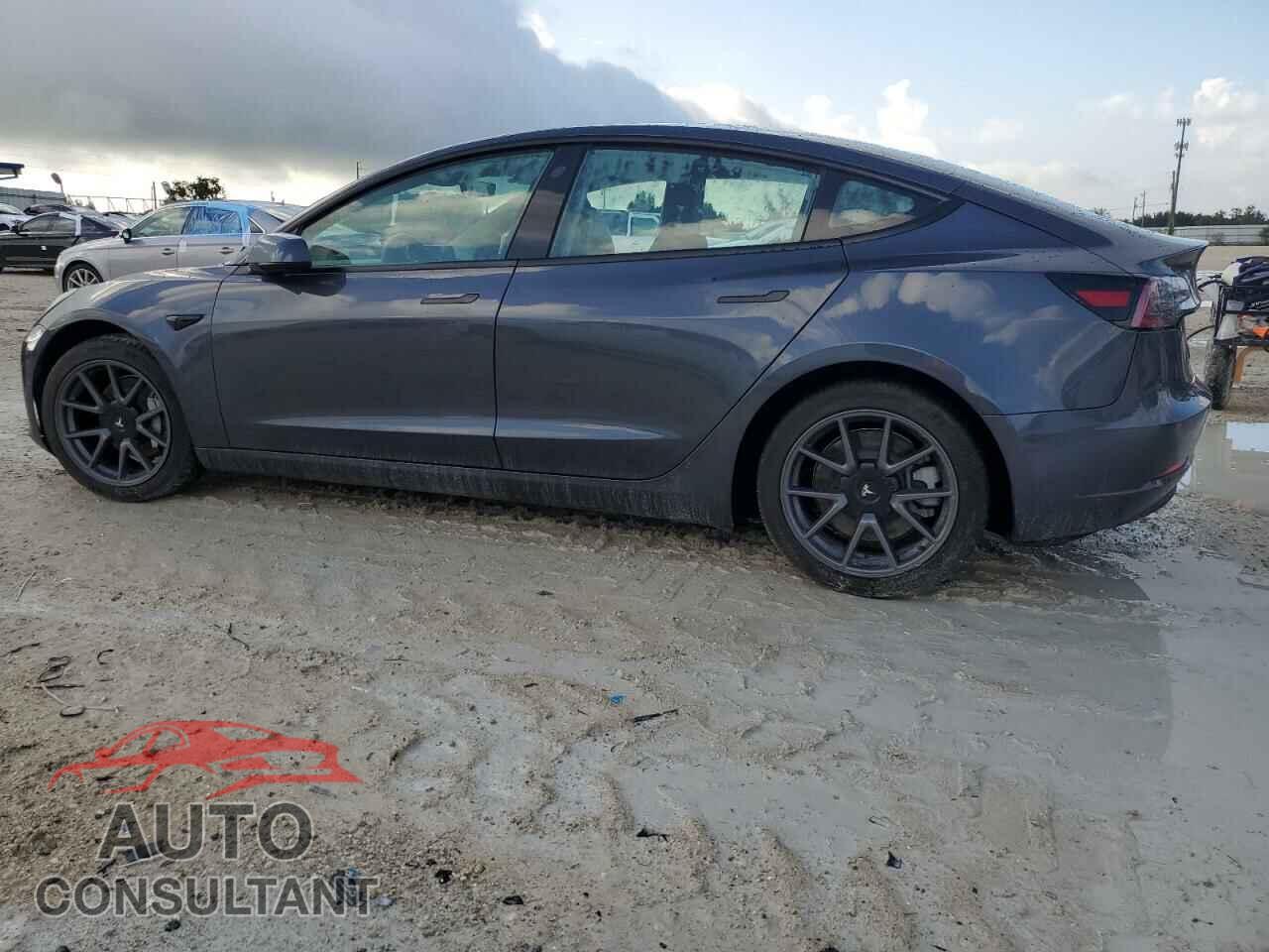 TESLA MODEL 3 2022 - 5YJ3E1EB7NF233574