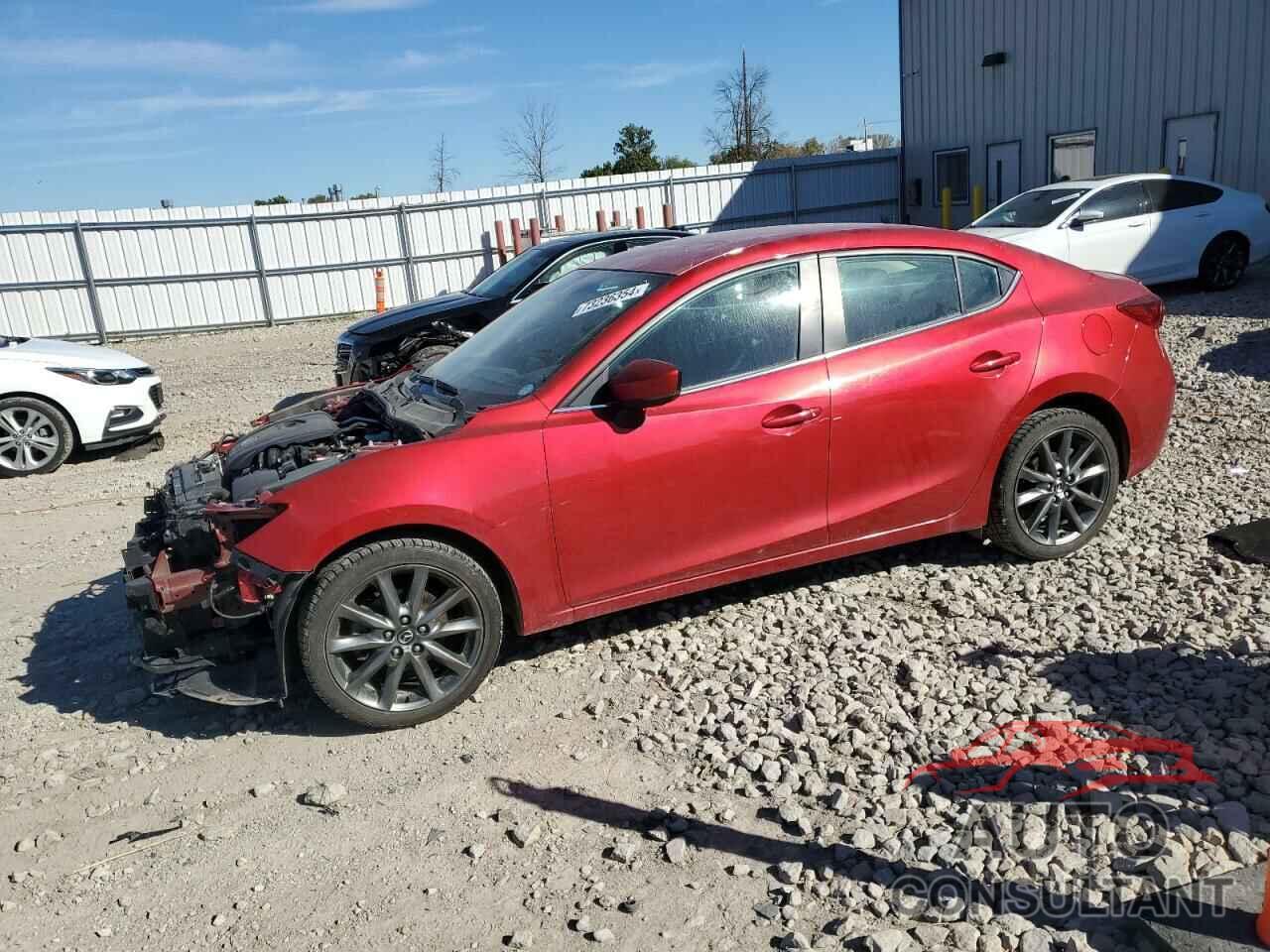 MAZDA 3 2018 - 3MZBN1V32JM275366
