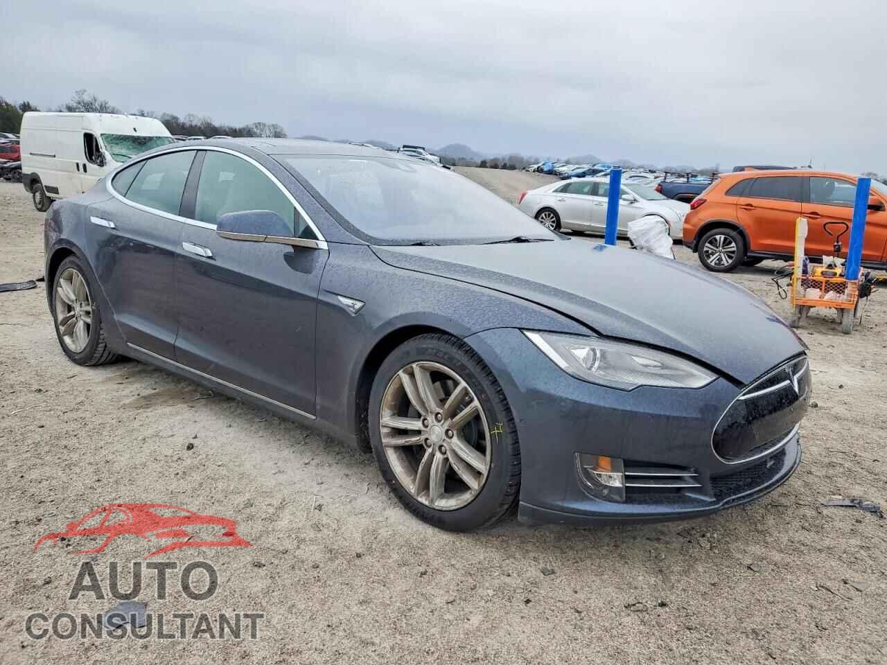 TESLA MODEL S 2016 - 5YJSA1E25GF123844