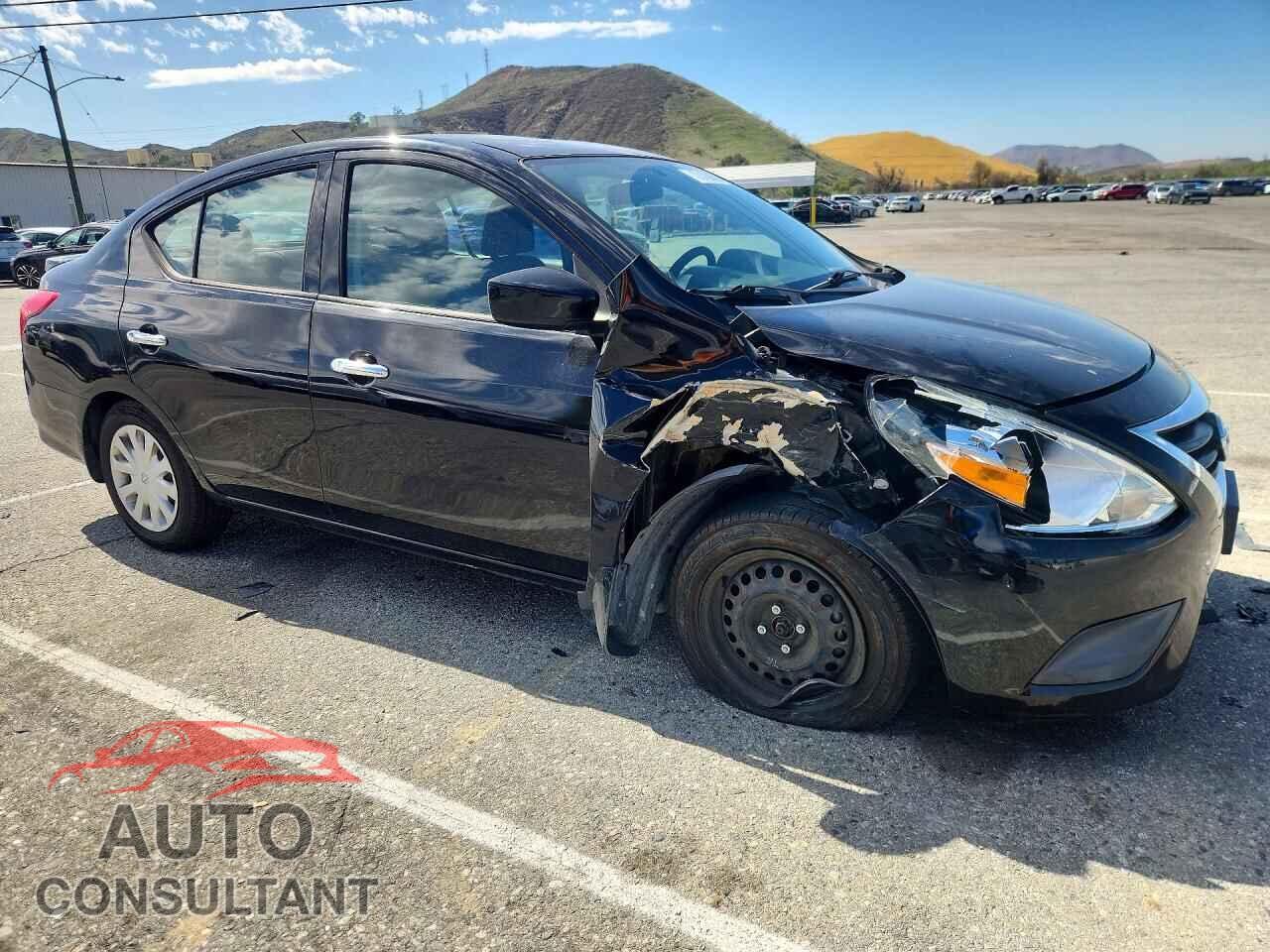 NISSAN VERSA 2017 - 3N1CN7AP3HL808847