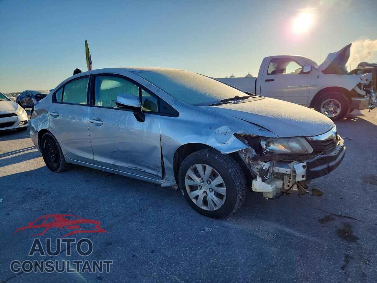 HONDA CIVIC 2012 - 2HGFB2F55CH323478
