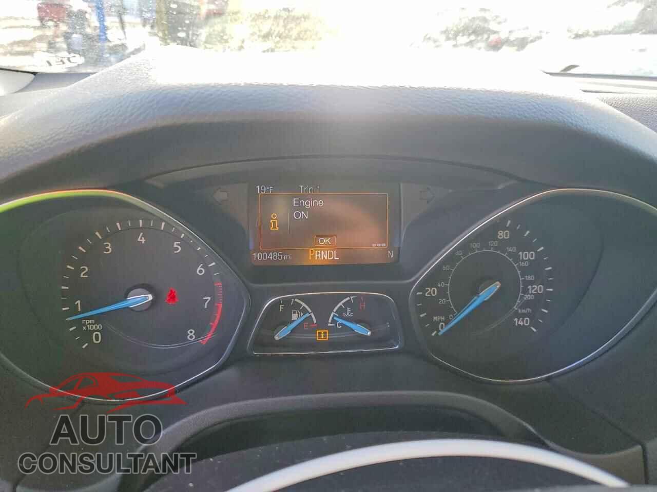 FORD FOCUS 2015 - 1FADP3F25FL280020