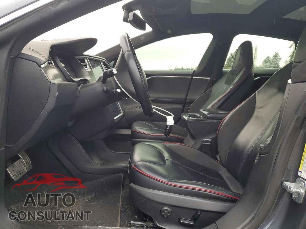 TESLA MODEL S 2014 - 5YJSA1H14EFP53015