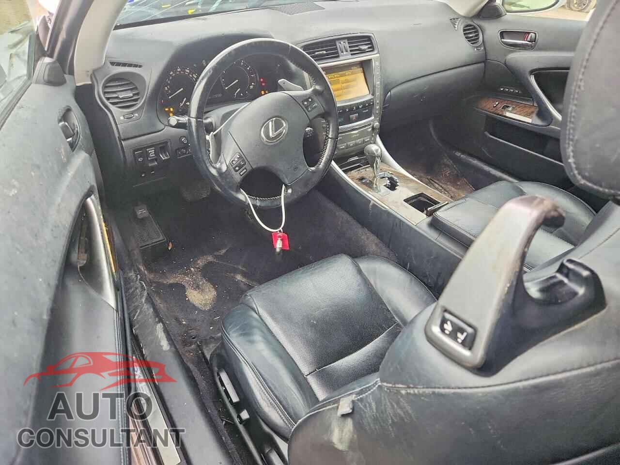 LEXUS IS 250C 2010 - JTHFF2C20A2502481