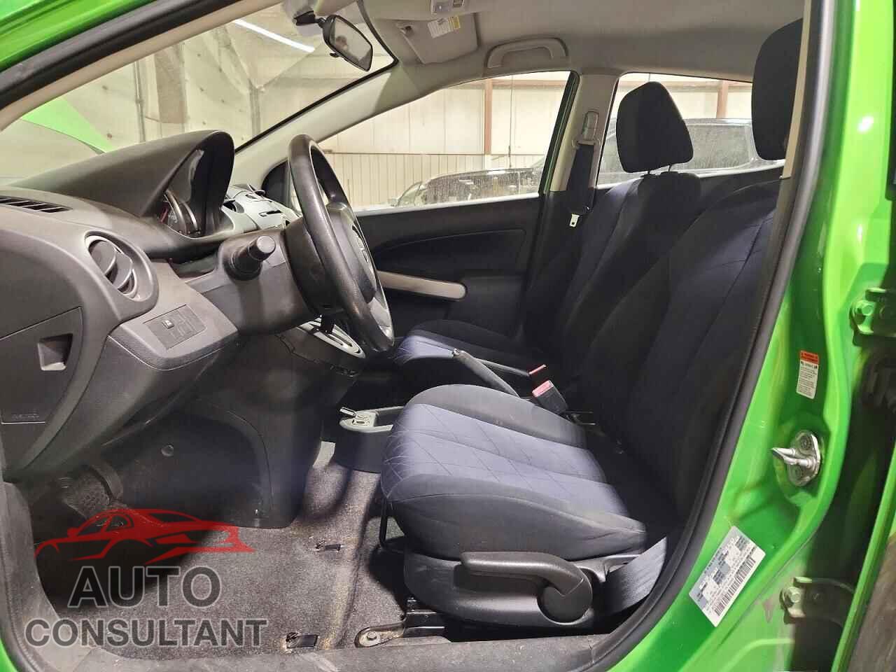 MAZDA 2 2011 - JM1DE1HZ2B0129615