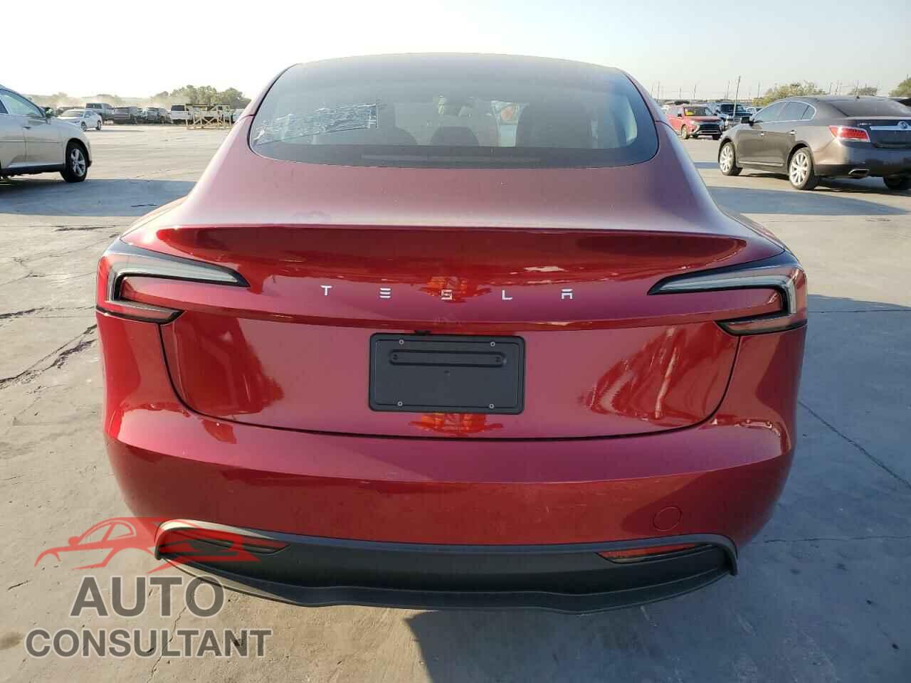 TESLA MODEL 3 2024 - 5YJ3E1EA9RF829945