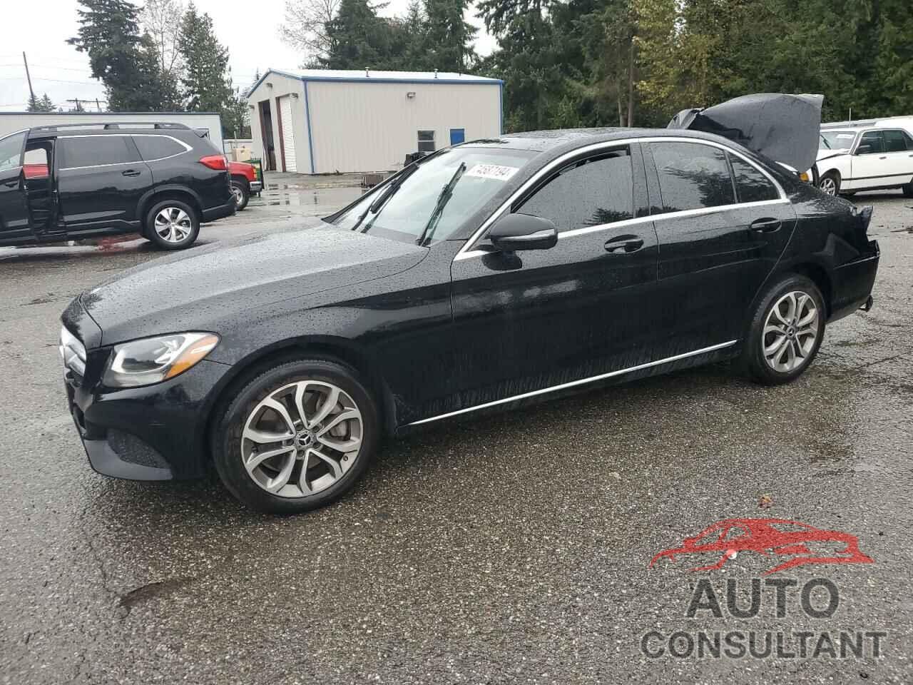 MERCEDES-BENZ C-CLASS 2018 - 55SWF4KB7JU248407