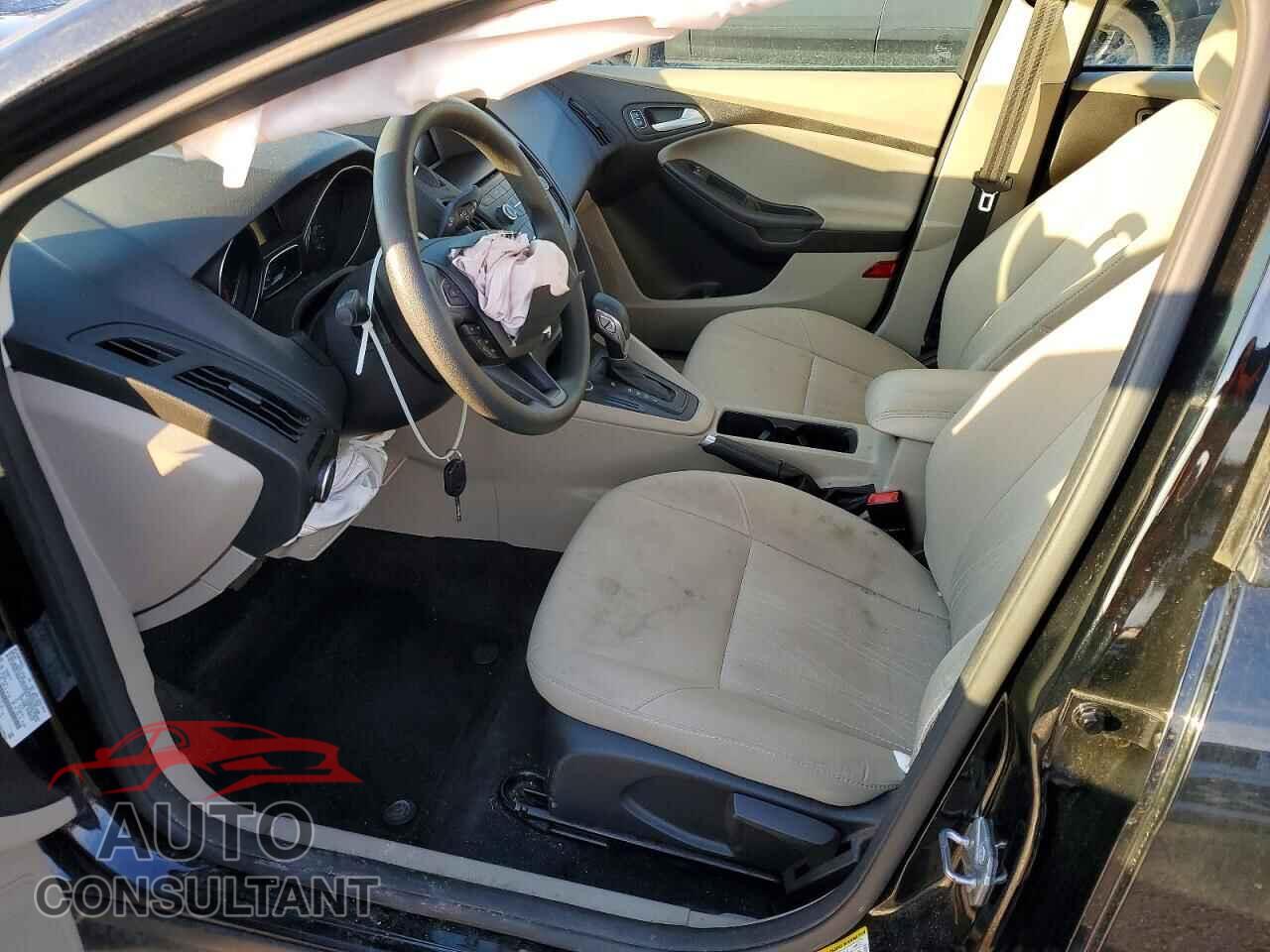 FORD FOCUS 2017 - 1FADP3F23HL249349