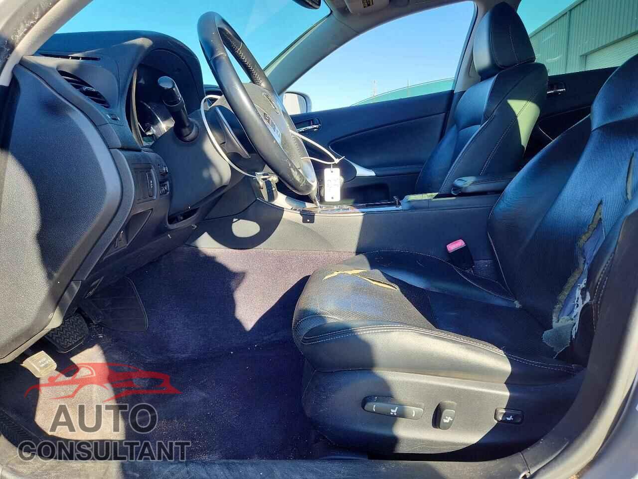 LEXUS IS 2013 - JTHBF5C25D5192119