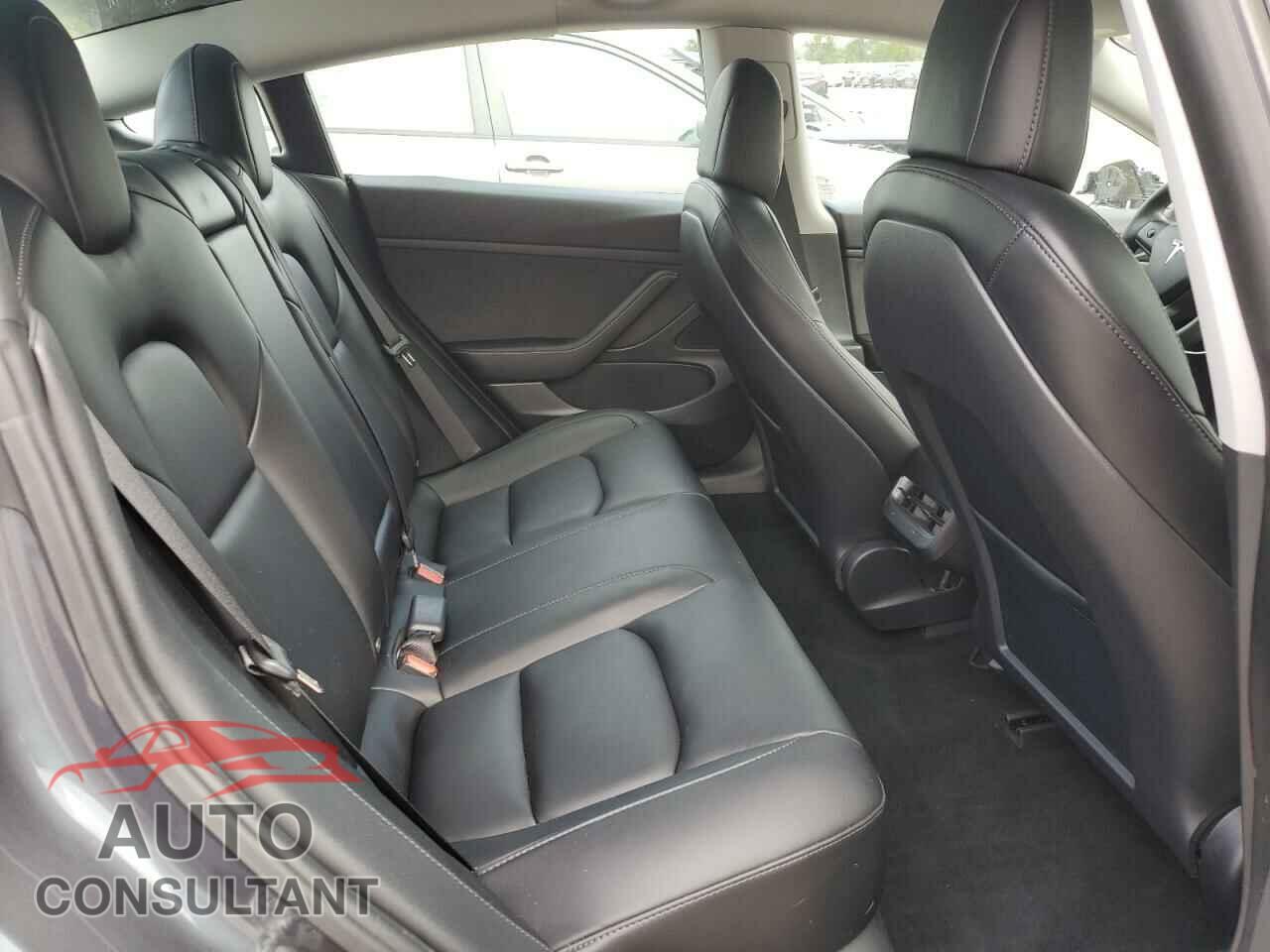 TESLA MODEL 3 2021 - 5YJ3E1EA2MF854095