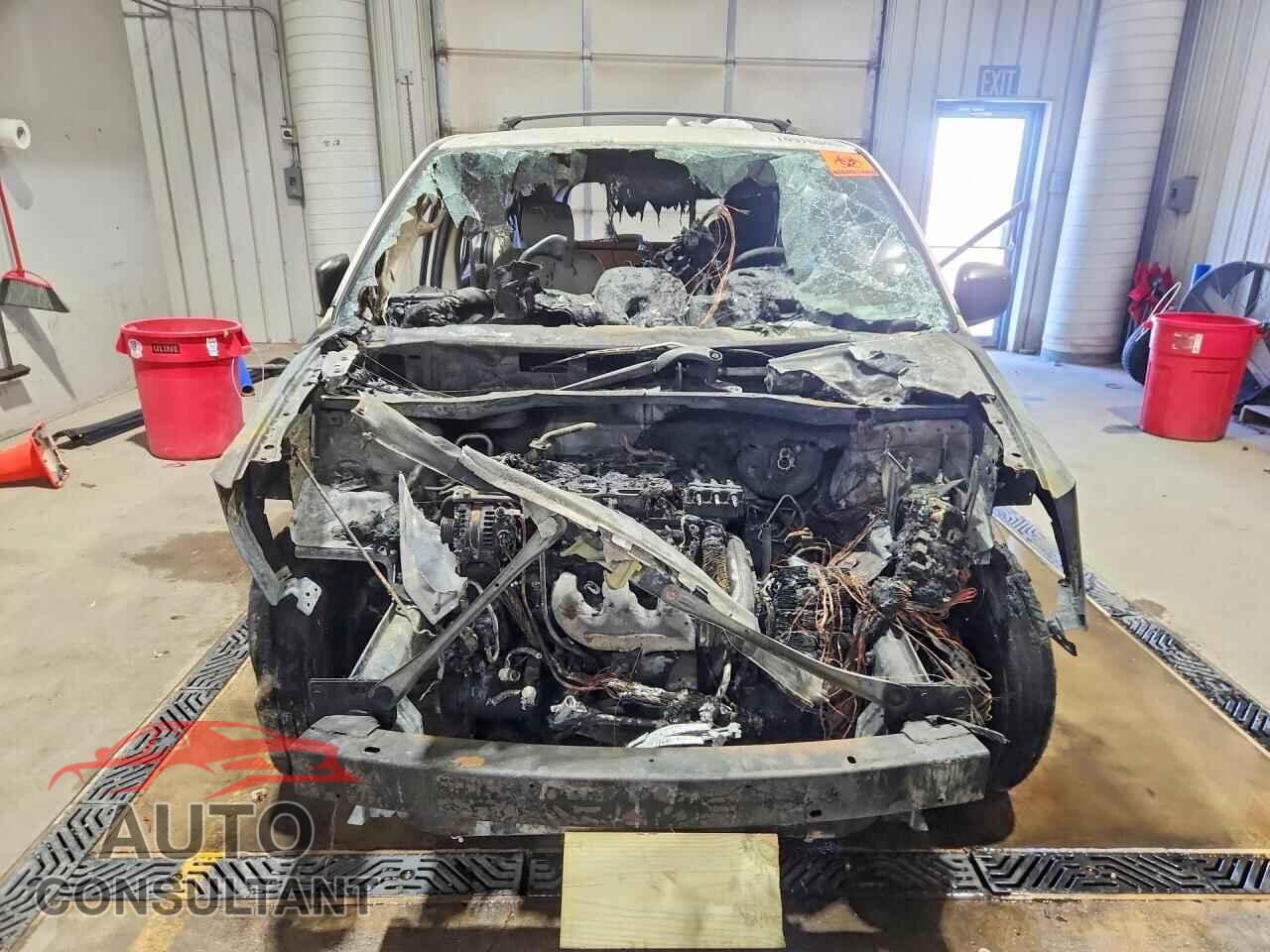 DODGE CARAVAN 2010 - 2D4RN4DE2AR223513