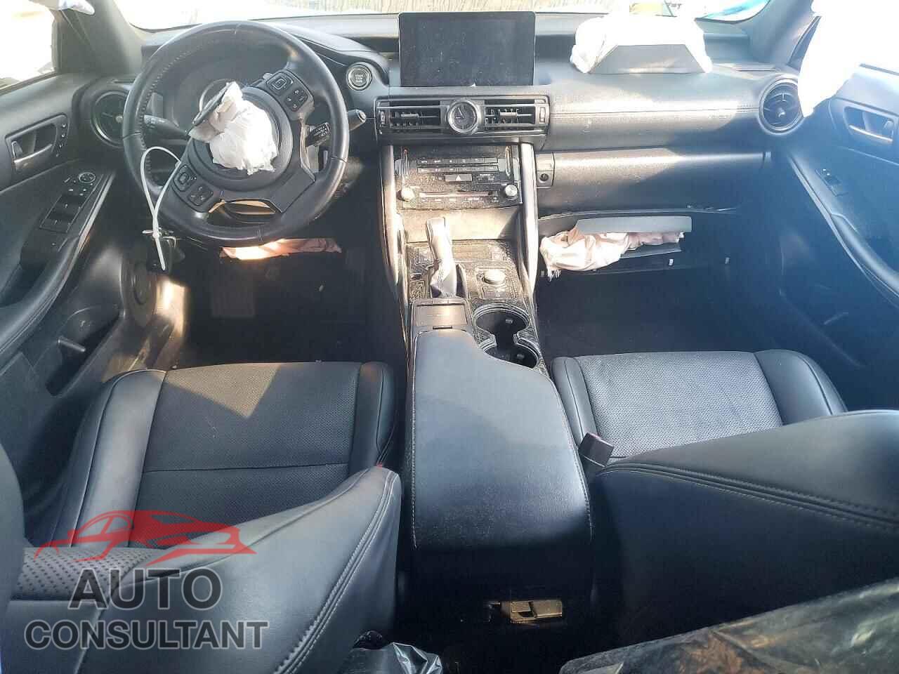 LEXUS IS 2023 - JTHDA1D20P5124748