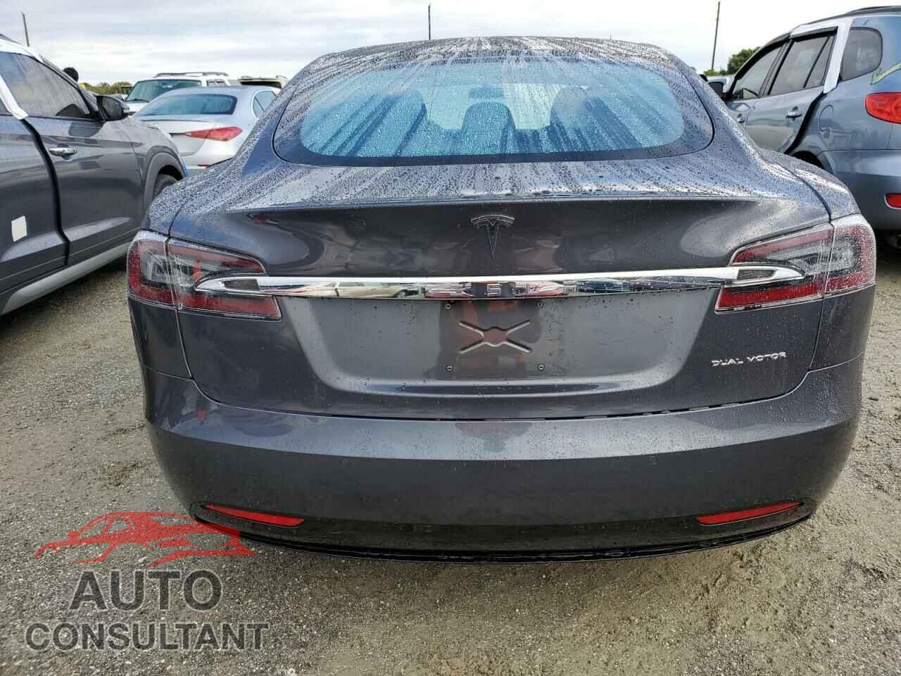 TESLA MODEL S 2020 - 5YJSA1E2XLF413121