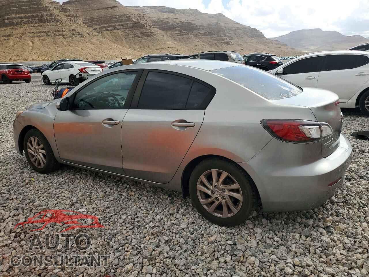 MAZDA 3 2012 - JM1BL1V80C1558577