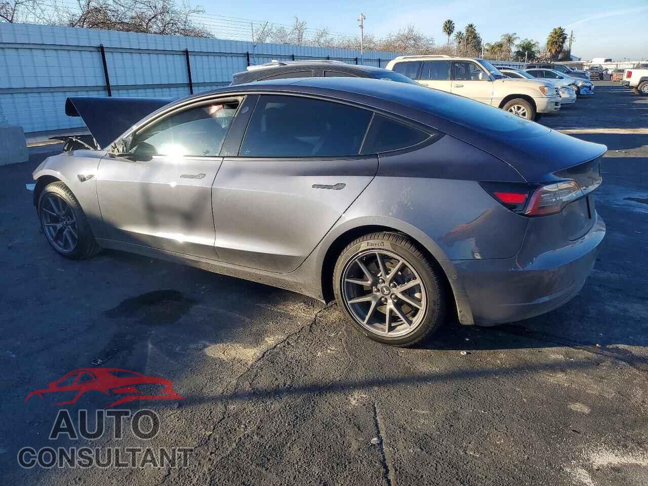 TESLA MODEL 3 2021 - 5YJ3E1EA0MF875947