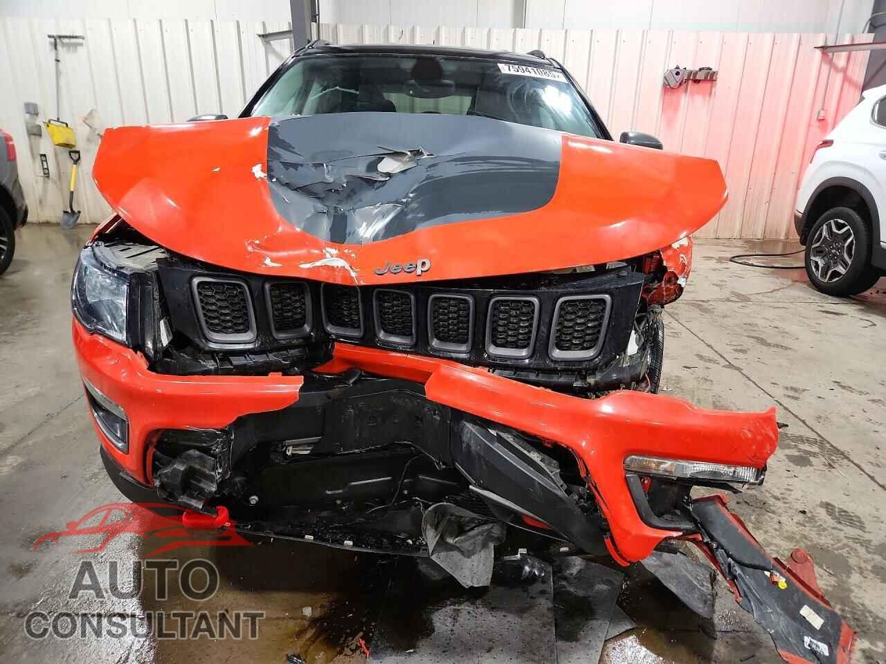 JEEP COMPASS 2017 - 3C4NJDDB1HT647043