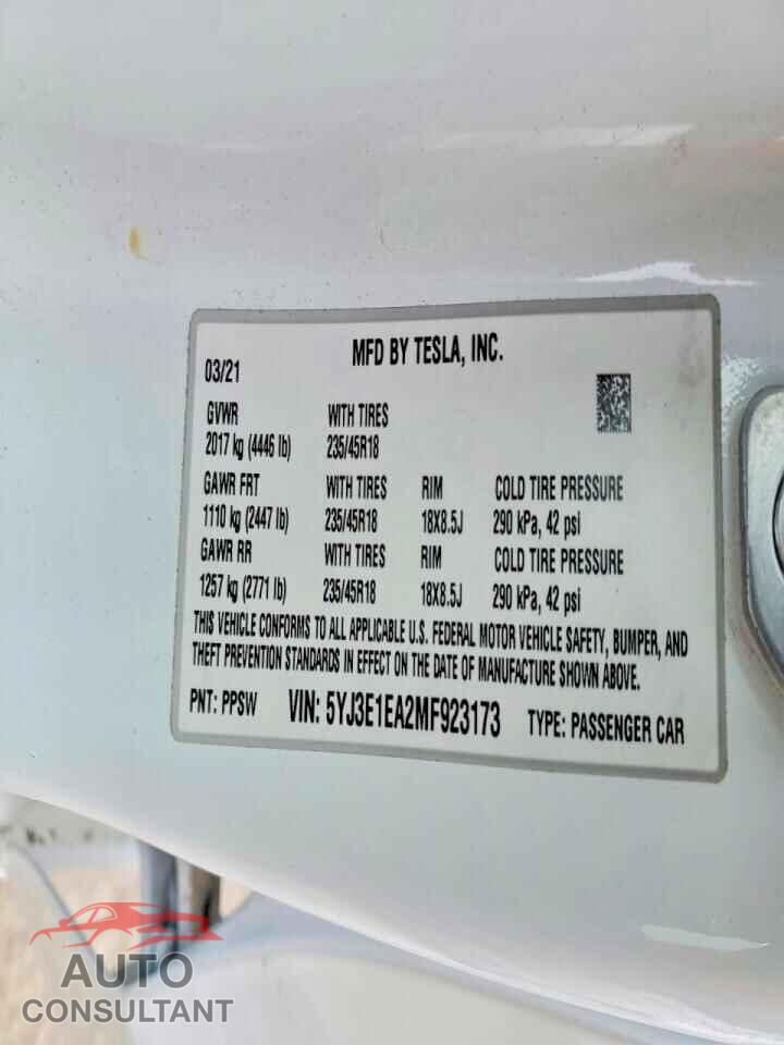 TESLA MODEL 3 2021 - 5YJ3E1EA2MF923173