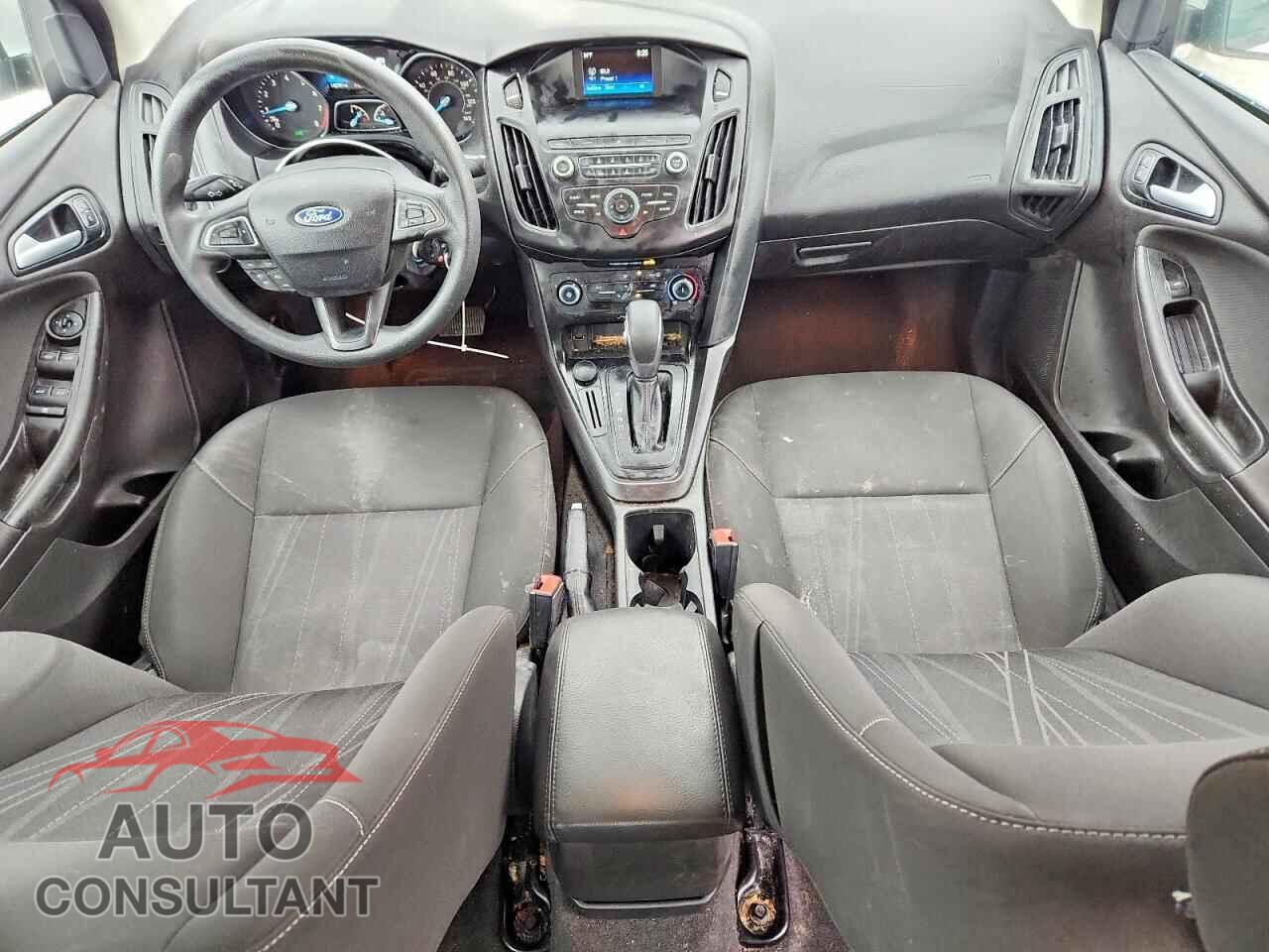 FORD FOCUS 2018 - 1FADP3F28JL299346
