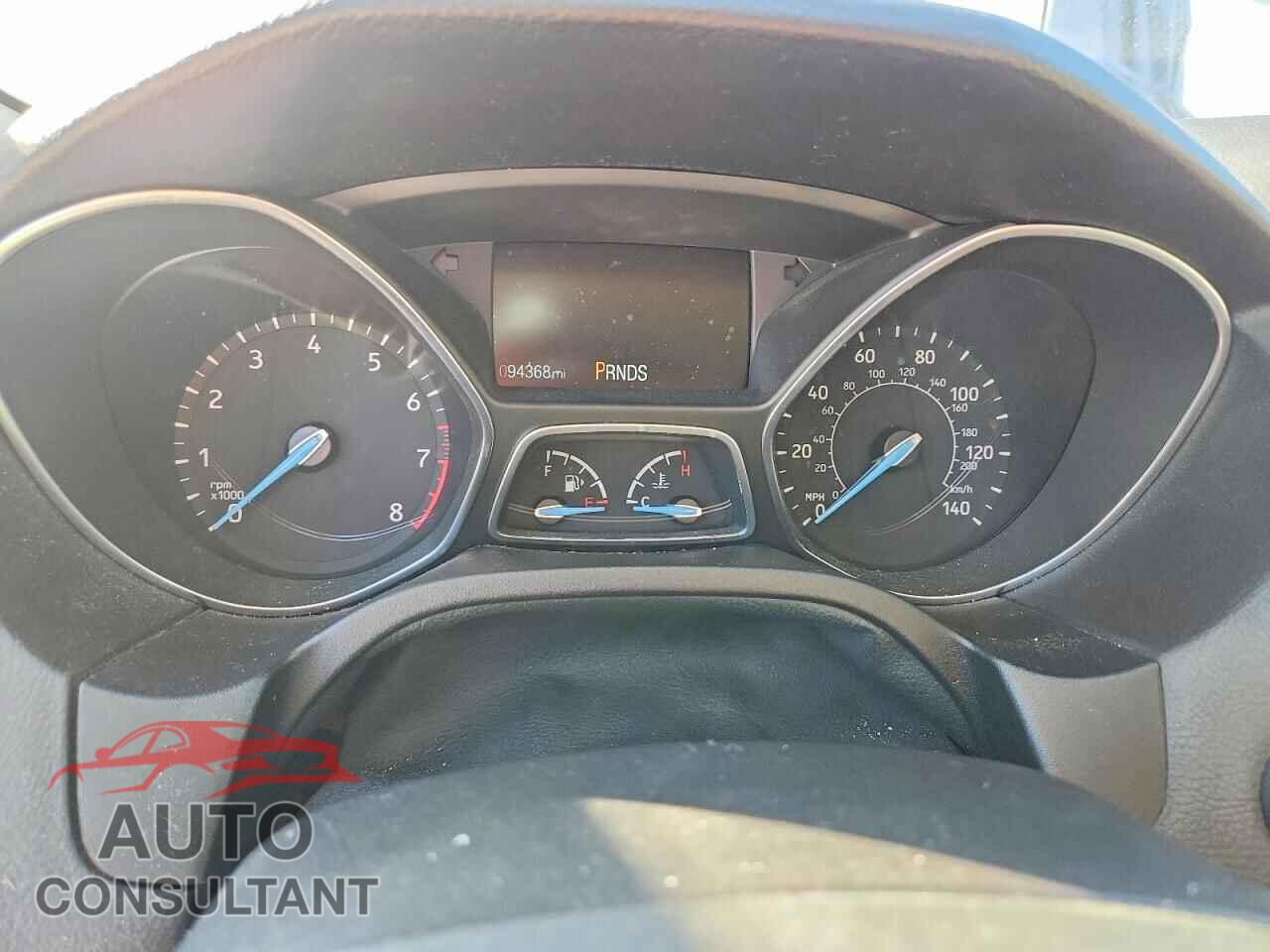 FORD FOCUS 2015 - 1FADP3J21FL286257