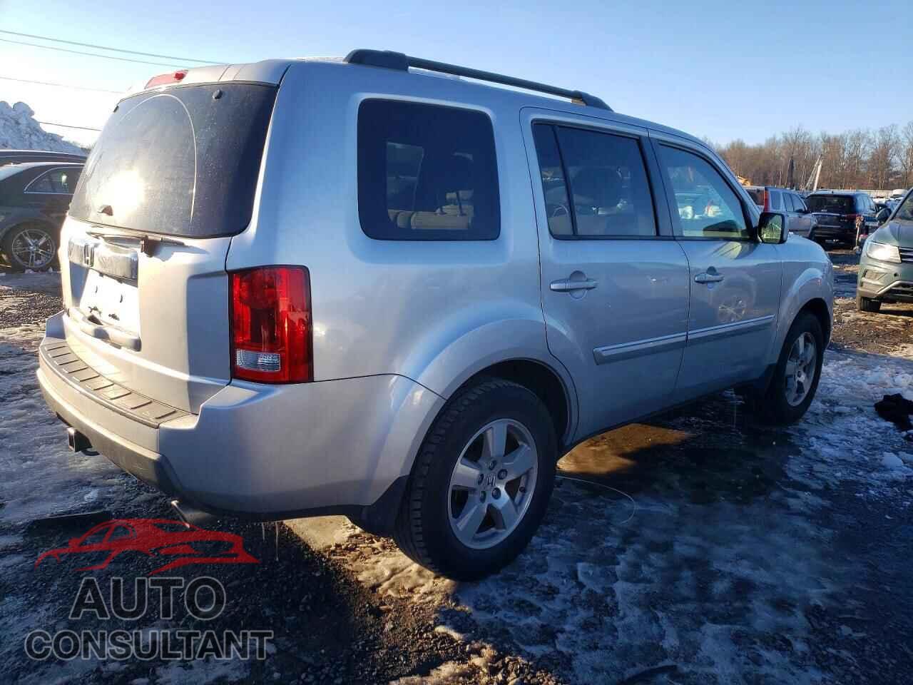 HONDA PILOT 2011 - 5FNYF3H45BB031002