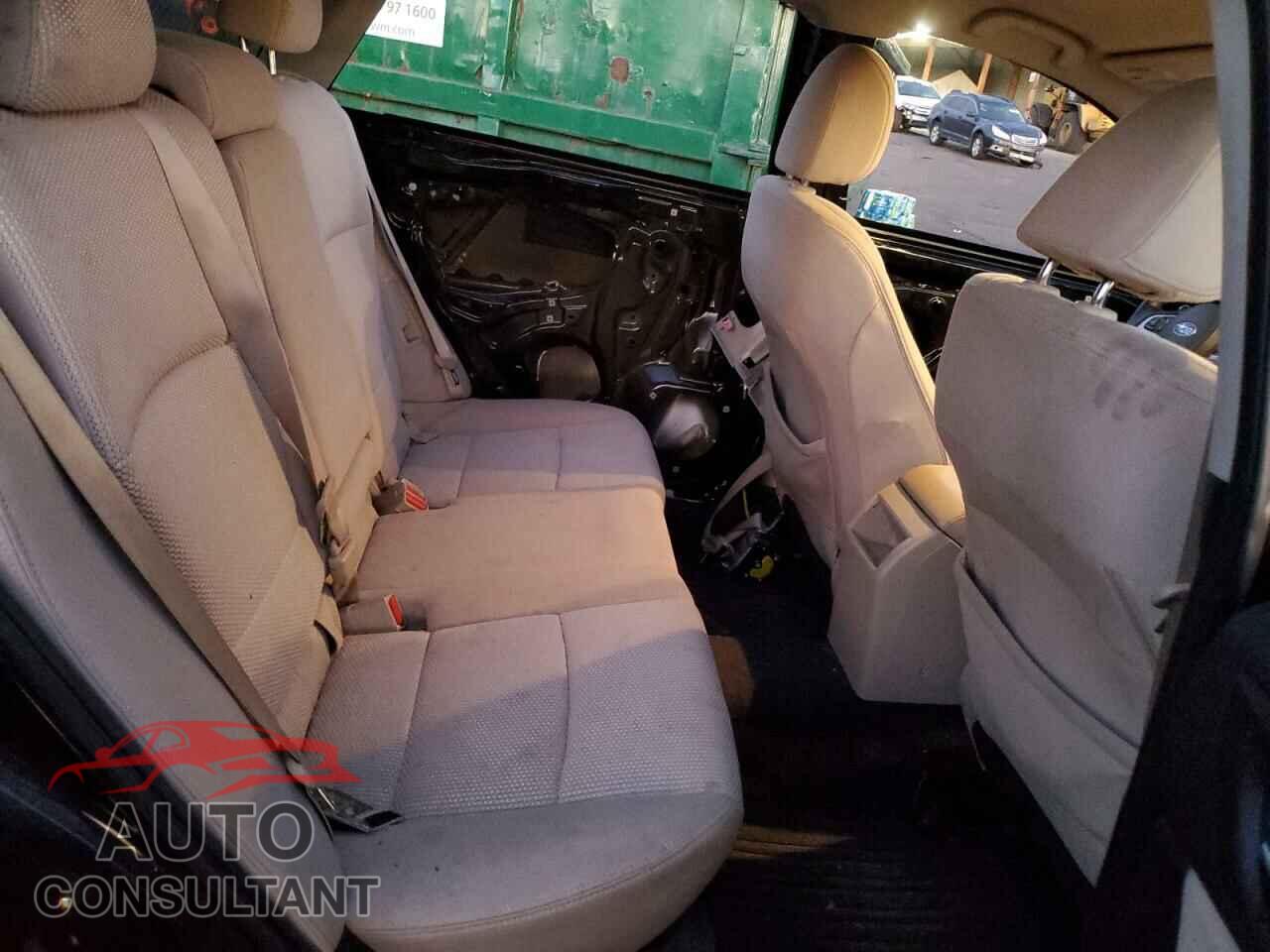SUBARU OUTBACK 2017 - 4S4BSACC1H3335675
