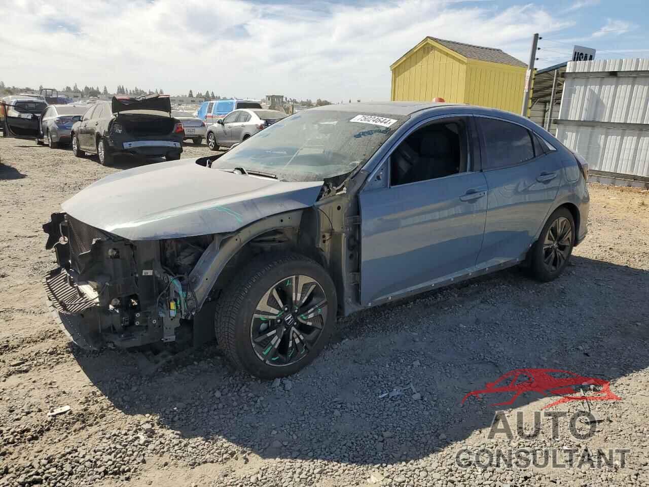 HONDA CIVIC 2017 - SHHFK7H52HU416964