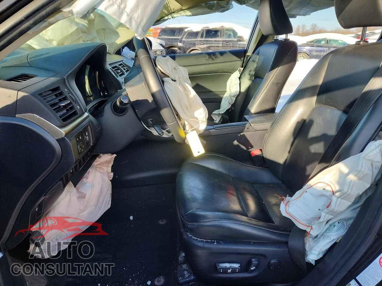 LEXUS CT 200 2015 - JTHKD5BH7F2224150