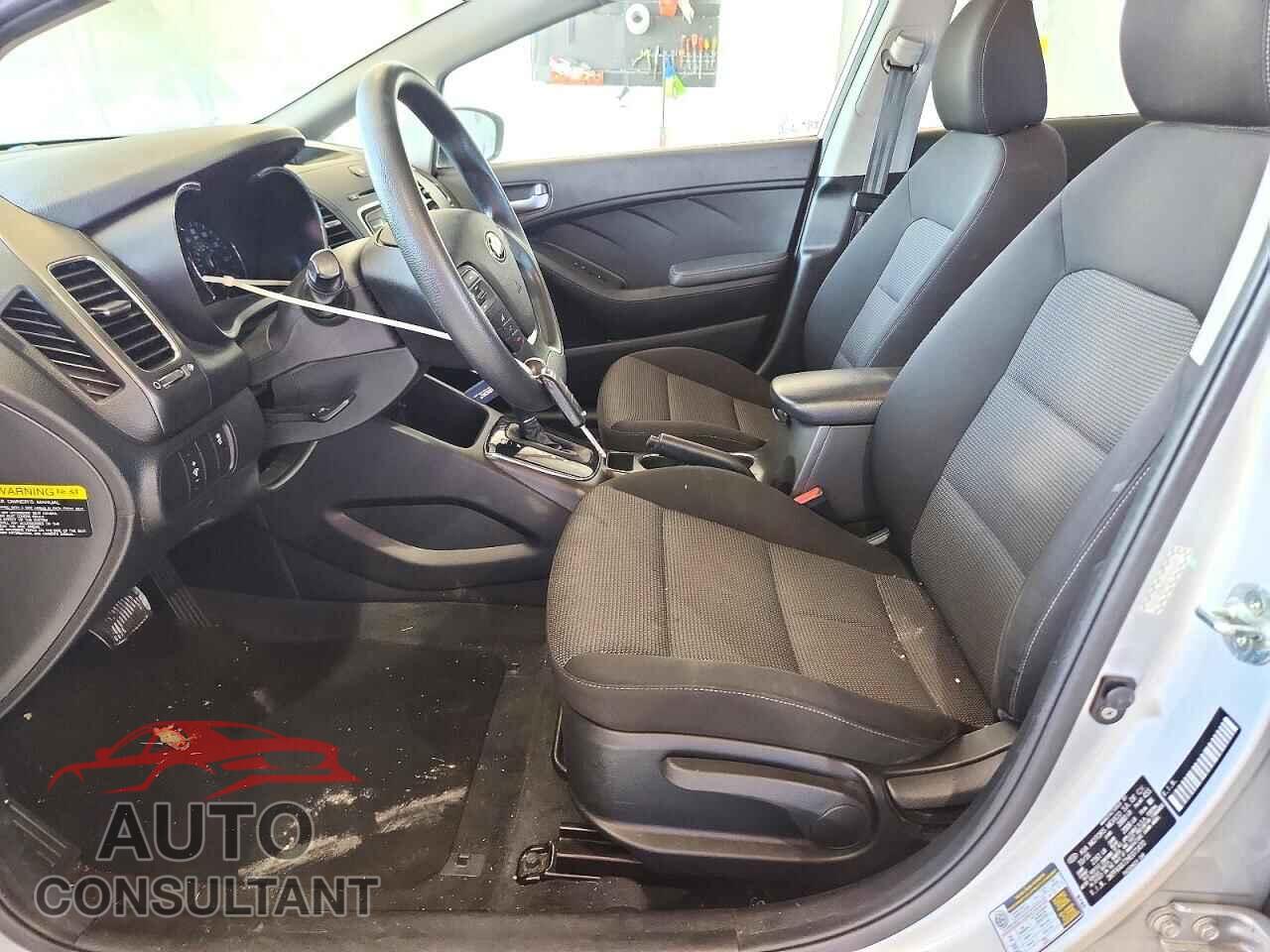 KIA FORTE 2017 - 3KPFK4A72HE071470