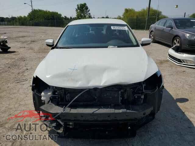 VOLKSWAGEN JETTA 2017 - 3VW2B7AJ7HM256841