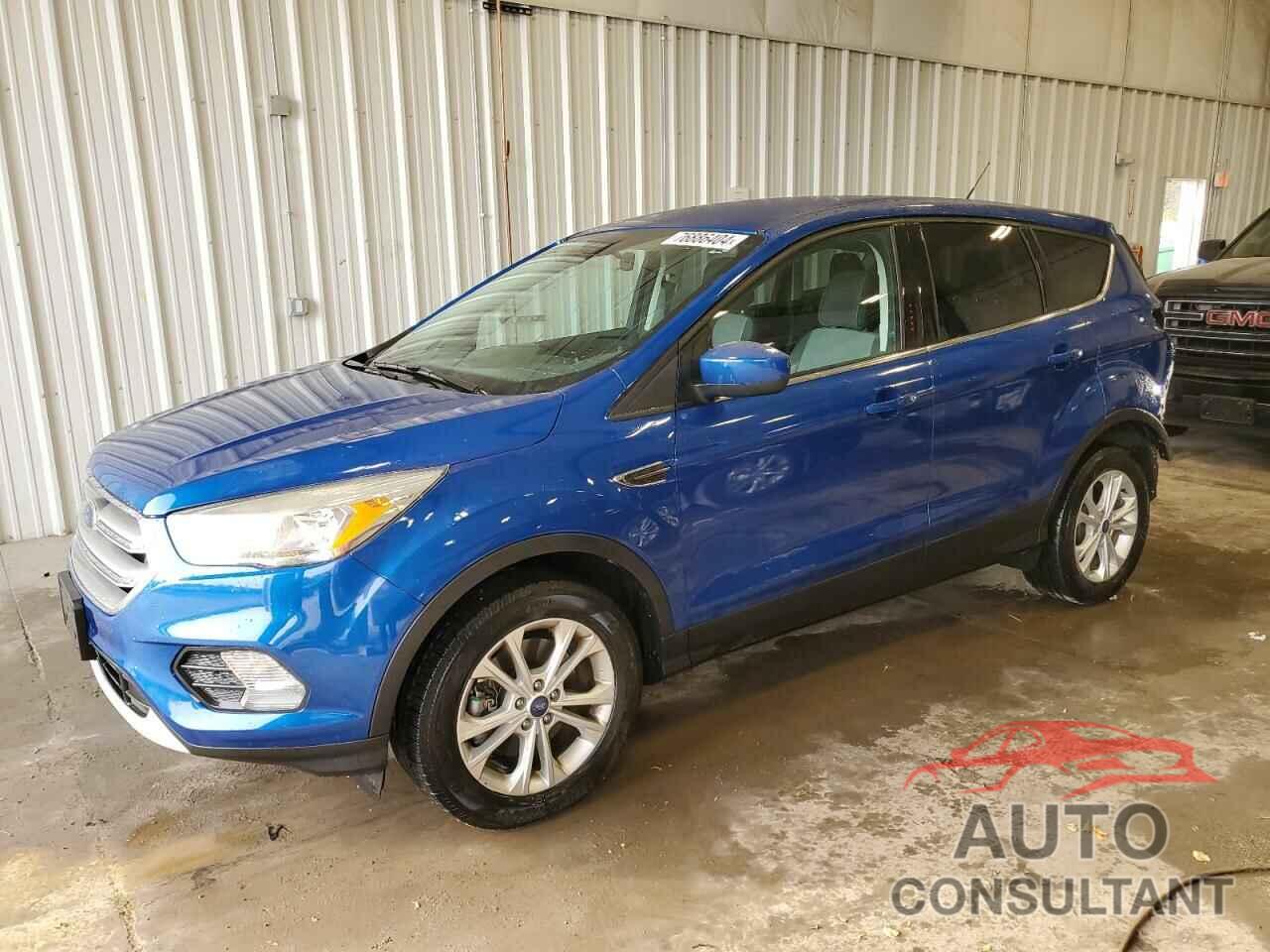 FORD ESCAPE 2017 - 1FMCU9G9XHUE88013