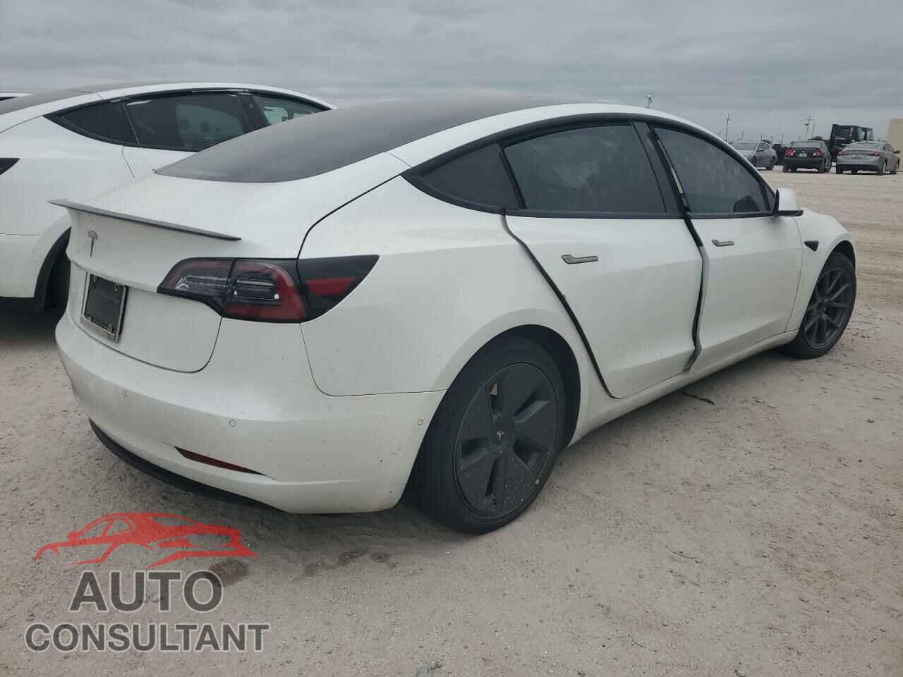 TESLA MODEL 3 2022 - 5YJ3E1EA2NF163909
