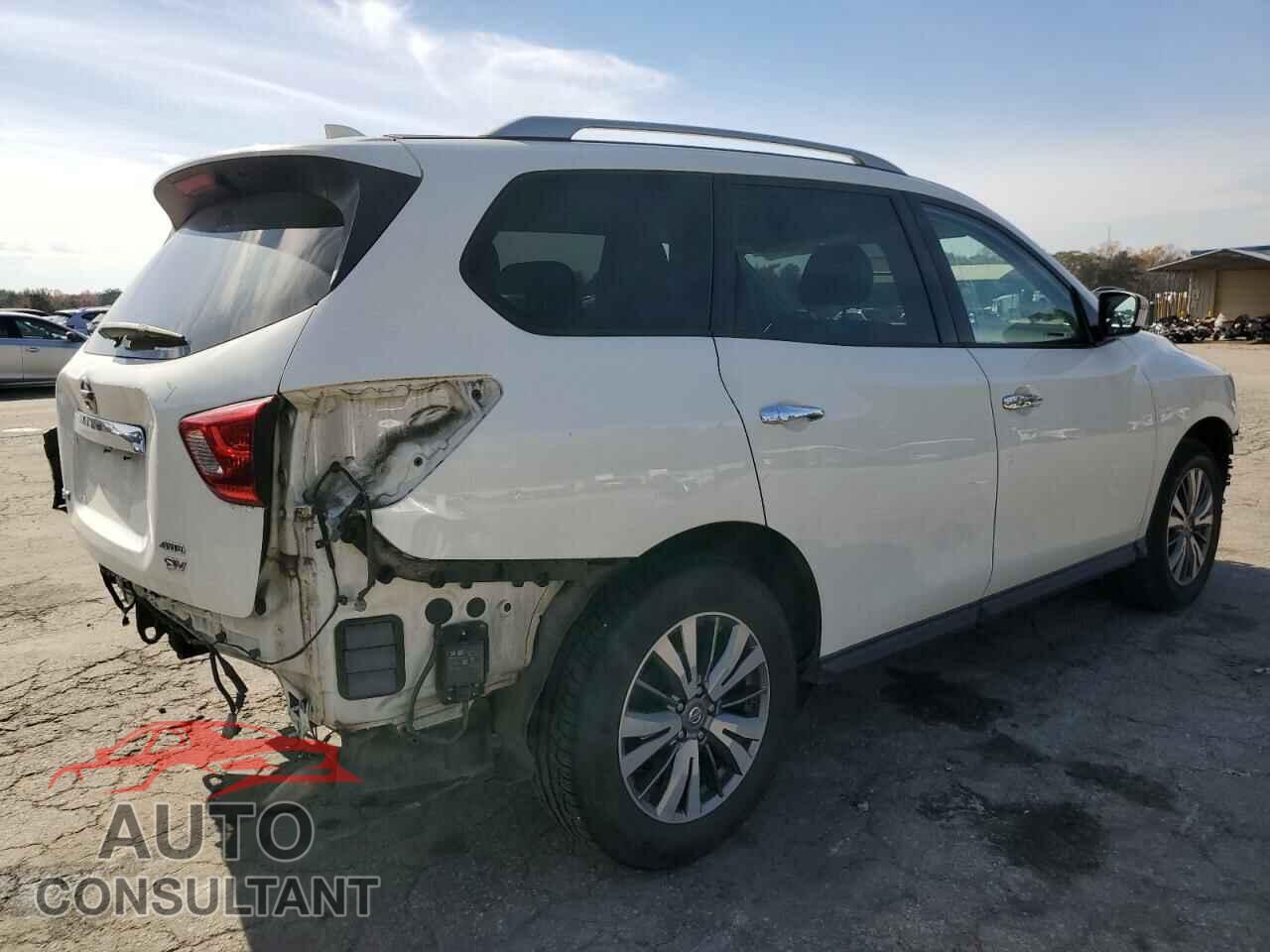 NISSAN PATHFINDER 2019 - 5N1DR2MM6KC577452