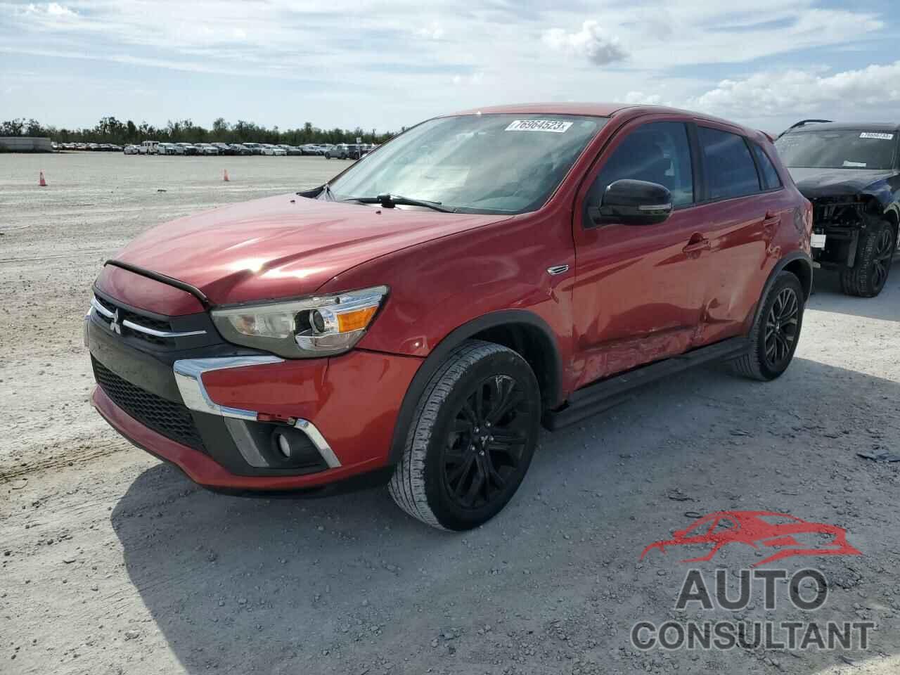 MITSUBISHI OUTLANDER 2018 - JA4AP3AU5JU014323