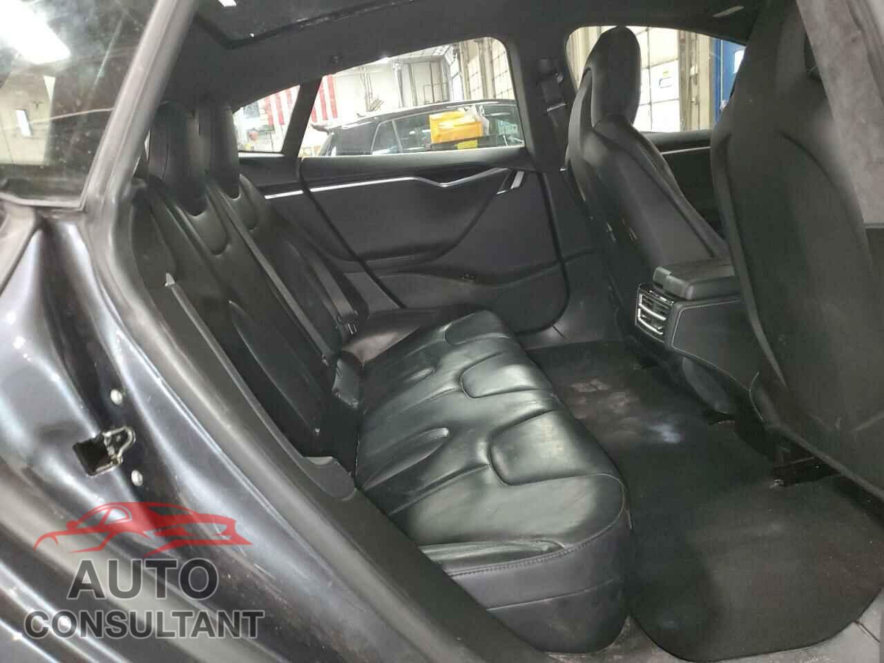 TESLA MODEL S 2015 - 5YJSA1H25FFP70478