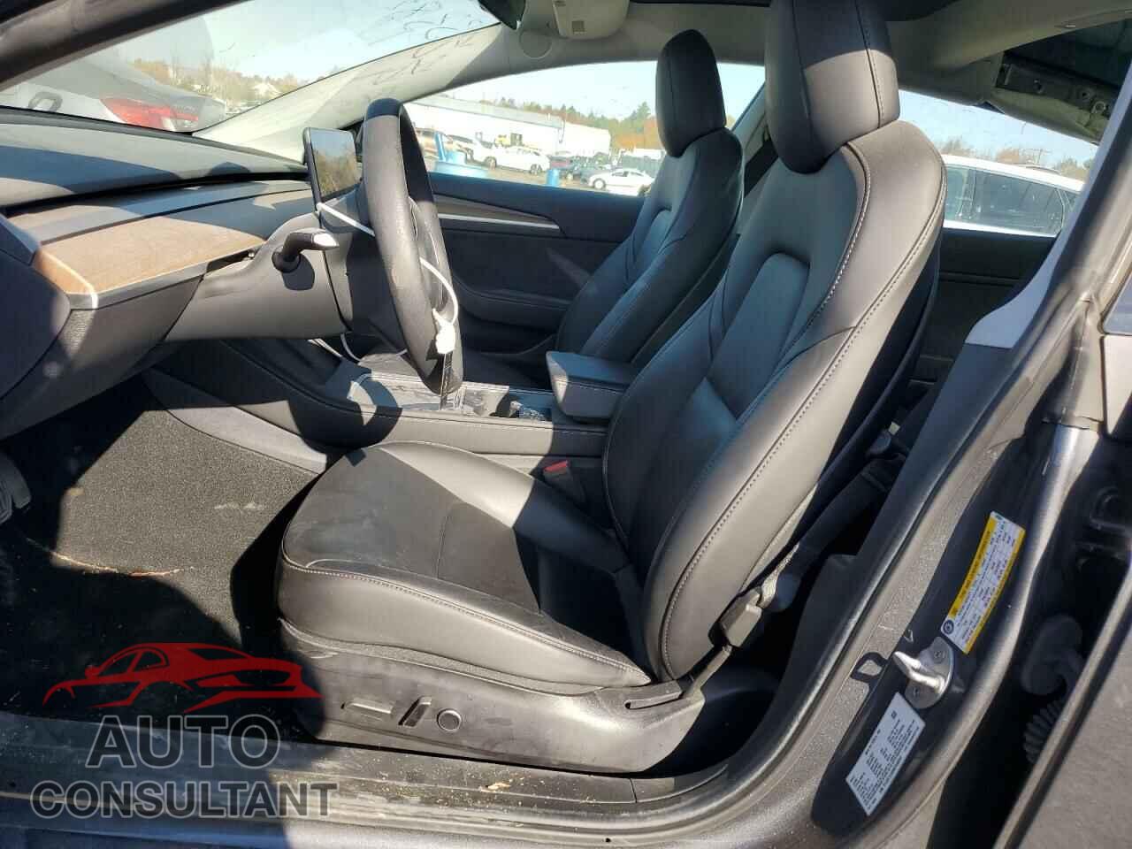 TESLA MODEL 3 2021 - 5YJ3E1EA8MF048097