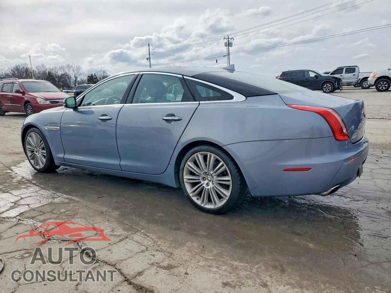 JAGUAR XJ 2013 - SAJWA1C73D8V53854
