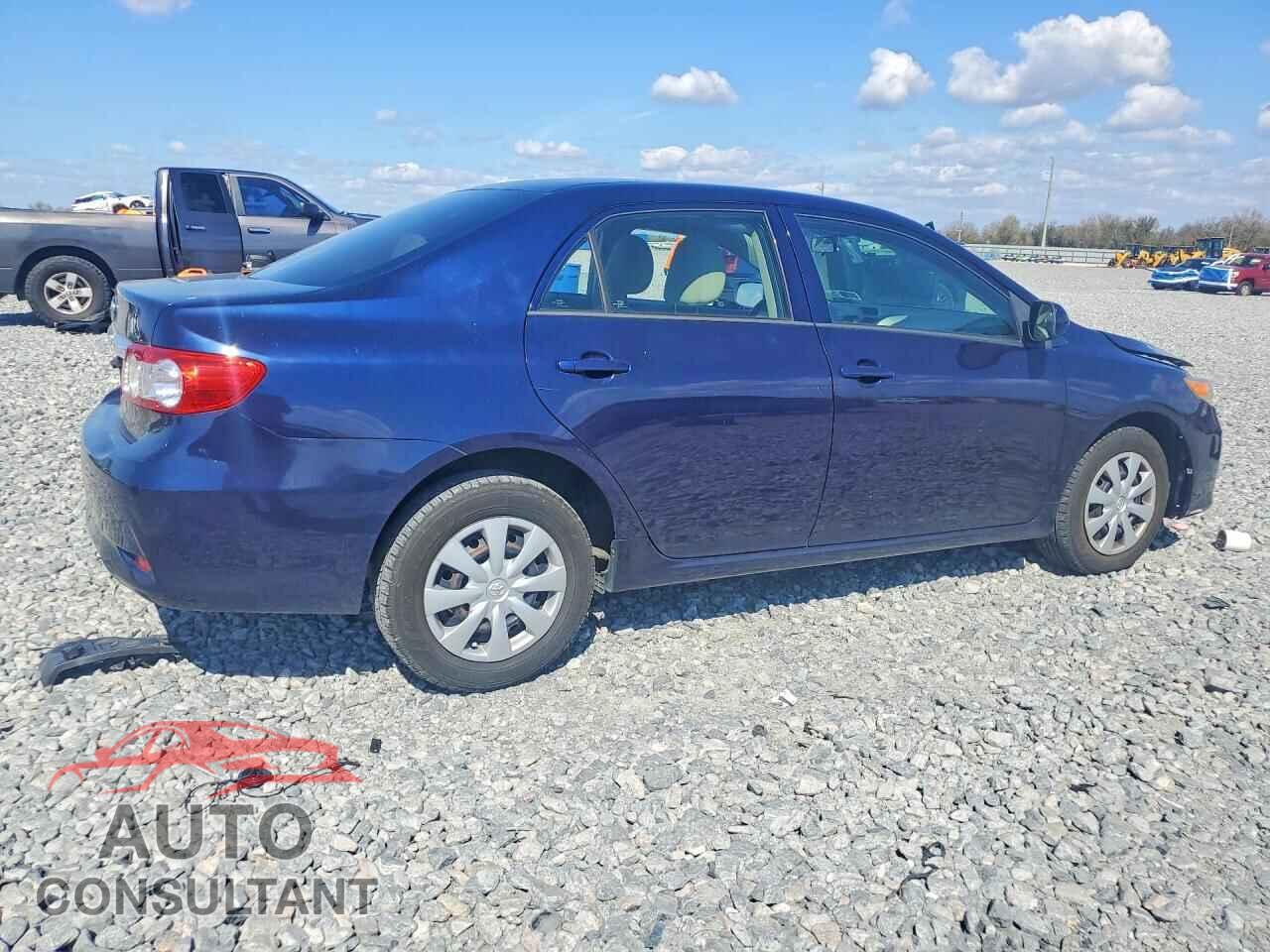 TOYOTA COROLLA 2013 - 2T1BU4EE8DC960932