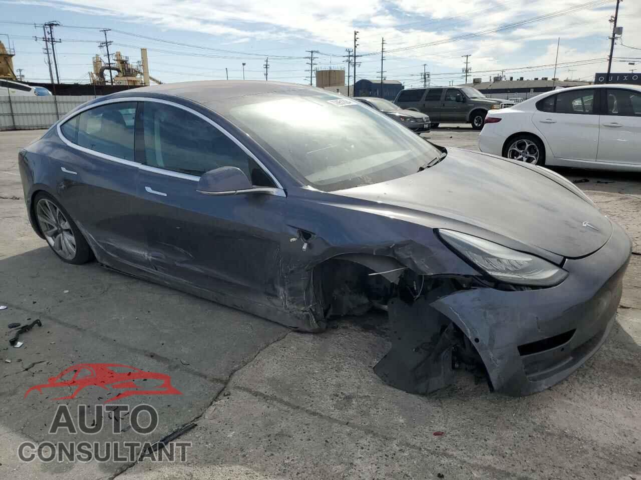 TESLA MODEL 3 2018 - 5YJ3E1EB8JF185190