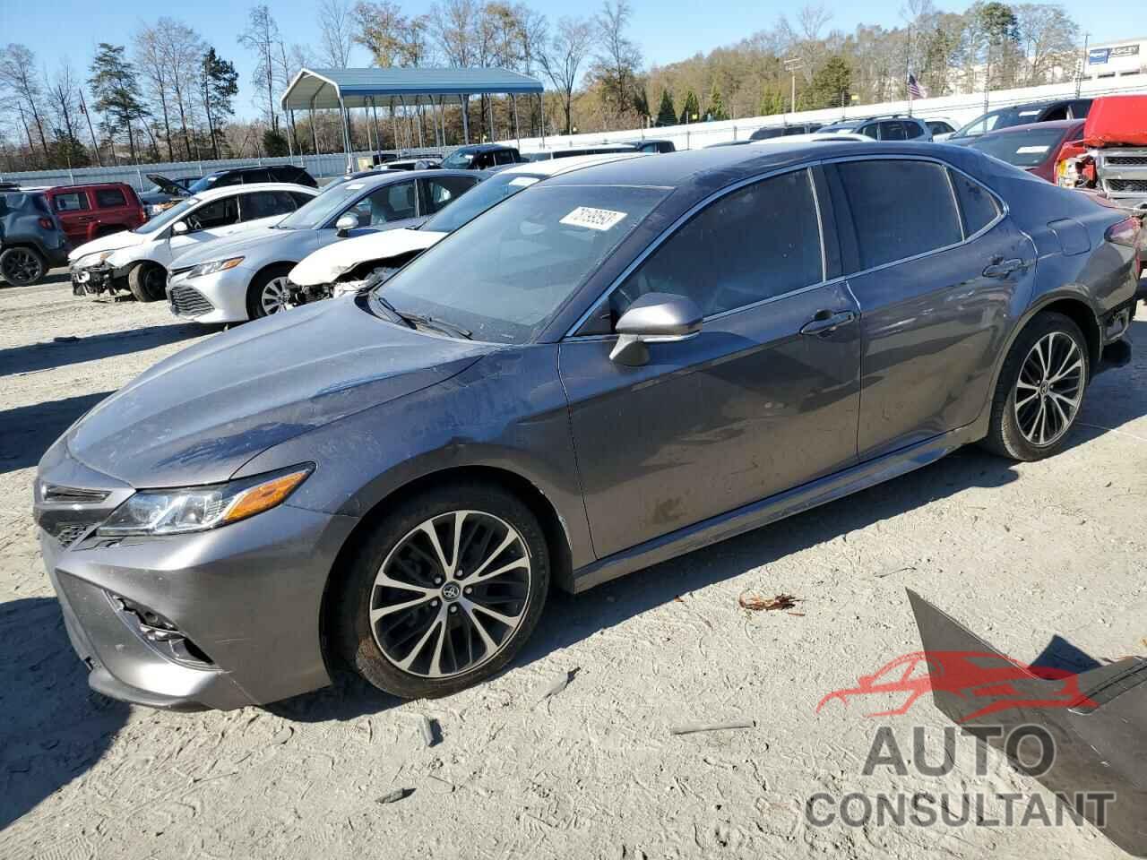 TOYOTA CAMRY 2018 - 4T1B11HK0JU053594