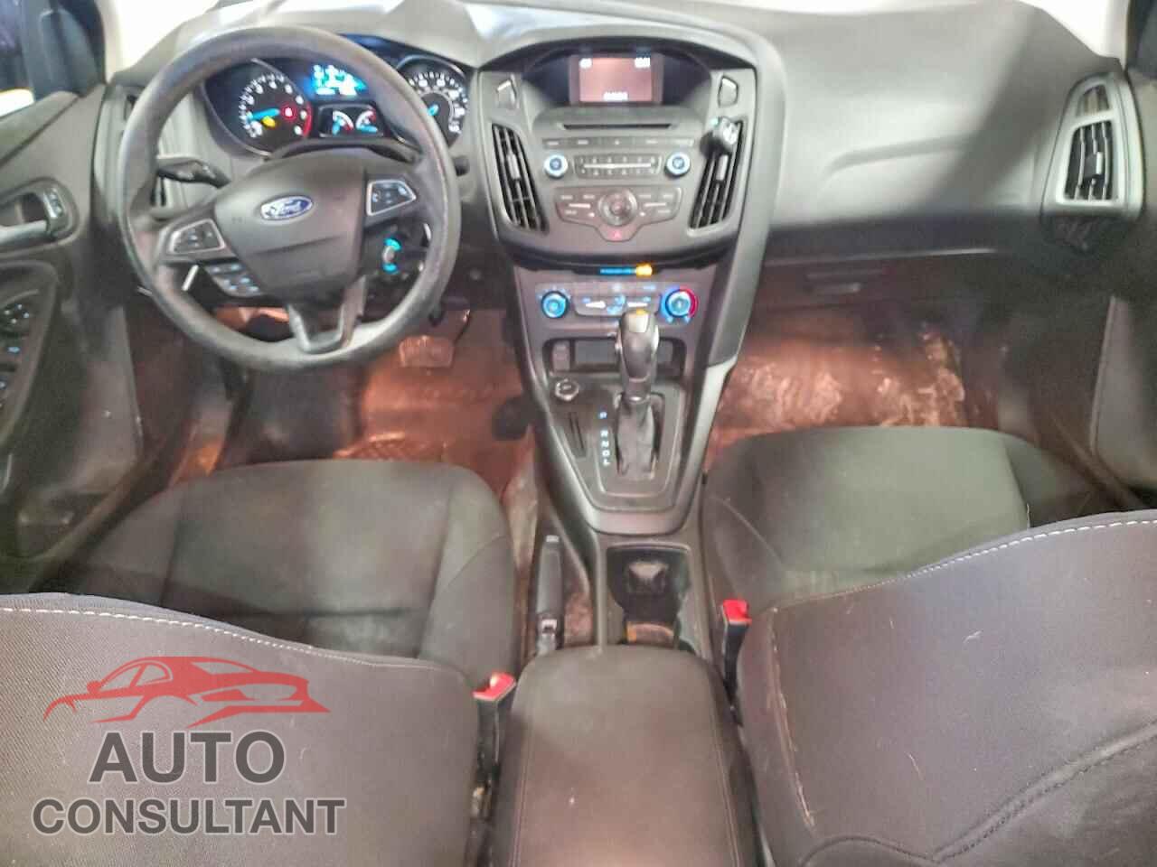 FORD FOCUS 2016 - 1FADP3F24GL327720
