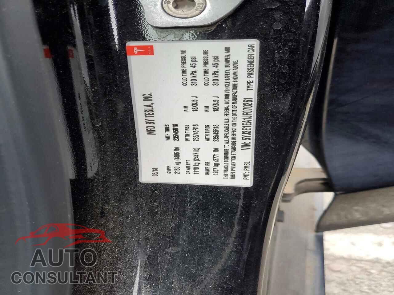 TESLA MODEL 3 2018 - 5YJ3E1EA1JF070261