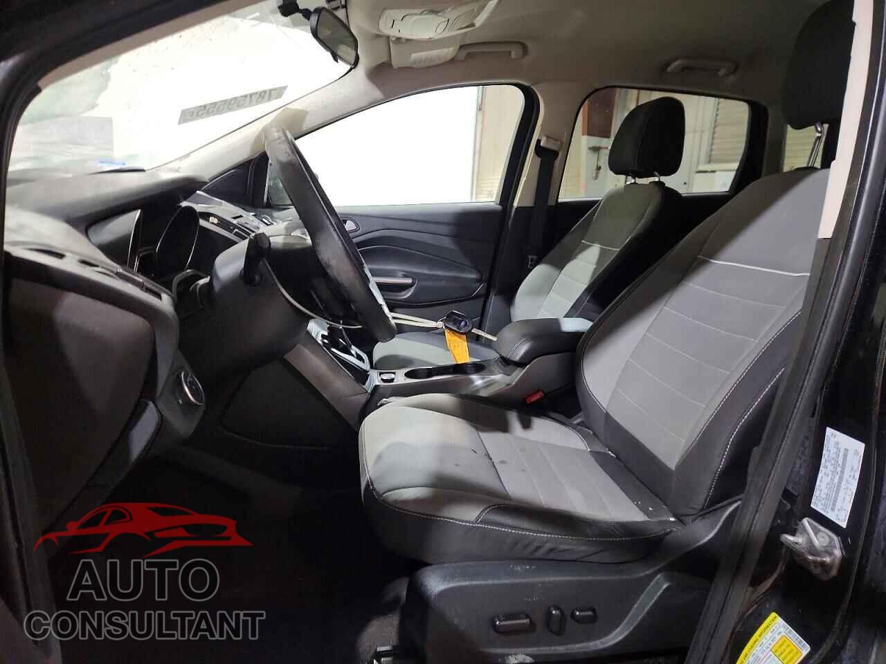 FORD ESCAPE 2015 - 1FMCU9GX0FUB53693