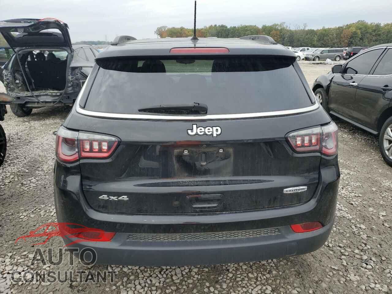 JEEP COMPASS 2017 - 3C4NJDBB7HT657756